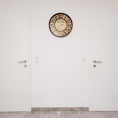 Cozy, Spacious And Charming 4 Bedrooms Apartament Wenen Buitenkant foto
