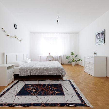 Cozy, Spacious And Charming 4 Bedrooms Apartament Wenen Buitenkant foto