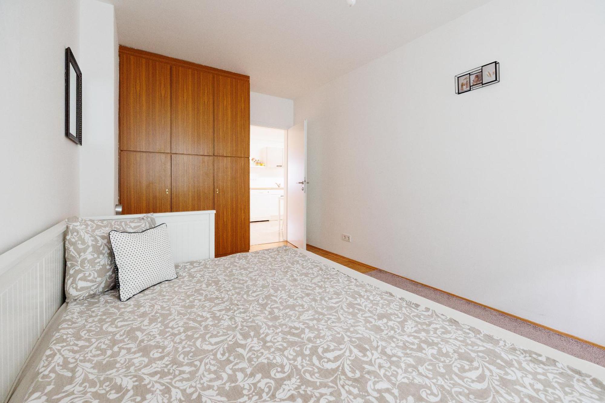 Cozy, Spacious And Charming 4 Bedrooms Apartament Wenen Buitenkant foto