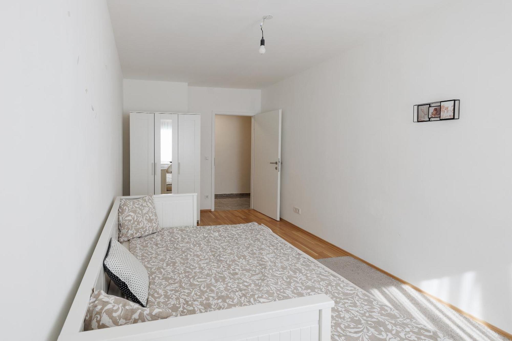 Cozy, Spacious And Charming 4 Bedrooms Apartament Wenen Buitenkant foto
